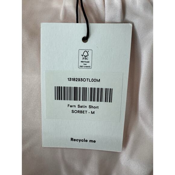 Reformation Fern Satin Short Sorbet Medium Sorbet Pink NWT! - Picture 4 of 4